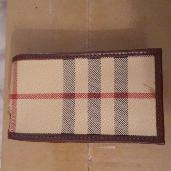 BURBERRY LIPSTICK /CIGARETTE HOLDER CASE - Picture 3 of 12